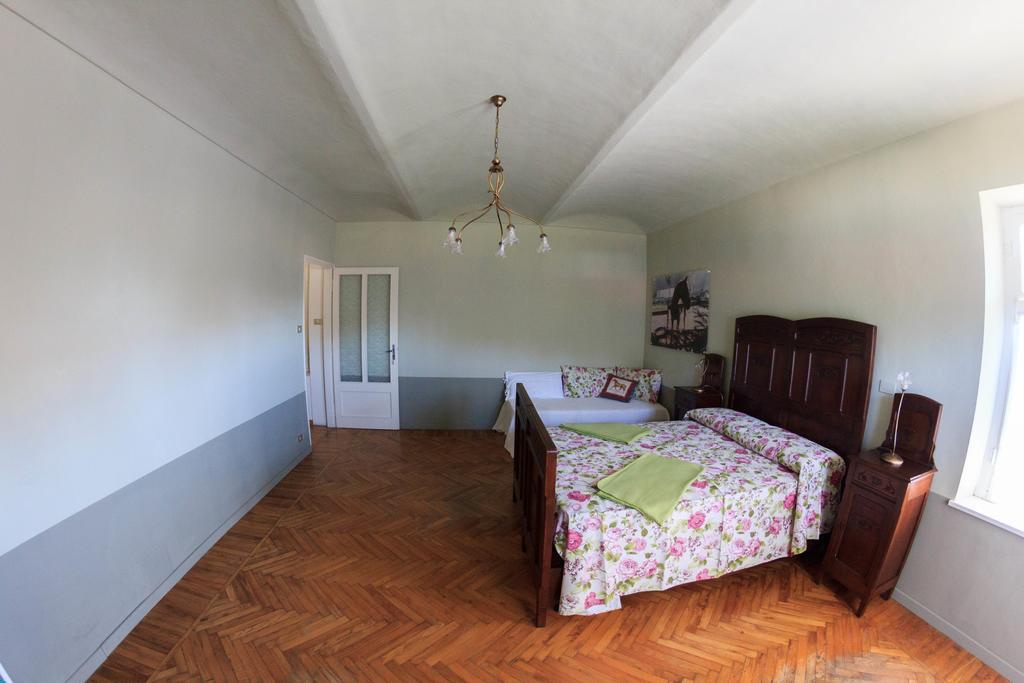 B&B Lo Scudiero Castelnuovo Don Bosco Phòng bức ảnh